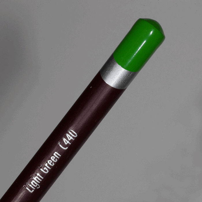 Light Green Derwent Coloursoft Pencil (C440)