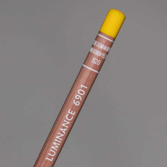 Medium Cadmium Yellow (imit) Caran d'Ache Luminance 6901 Colour Pencil (520)