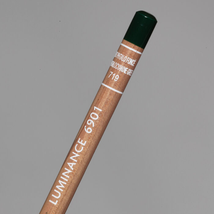 Dark Phthalocyanine Green Caran d'Ache Luminance 6901 Colour Pencil (719)